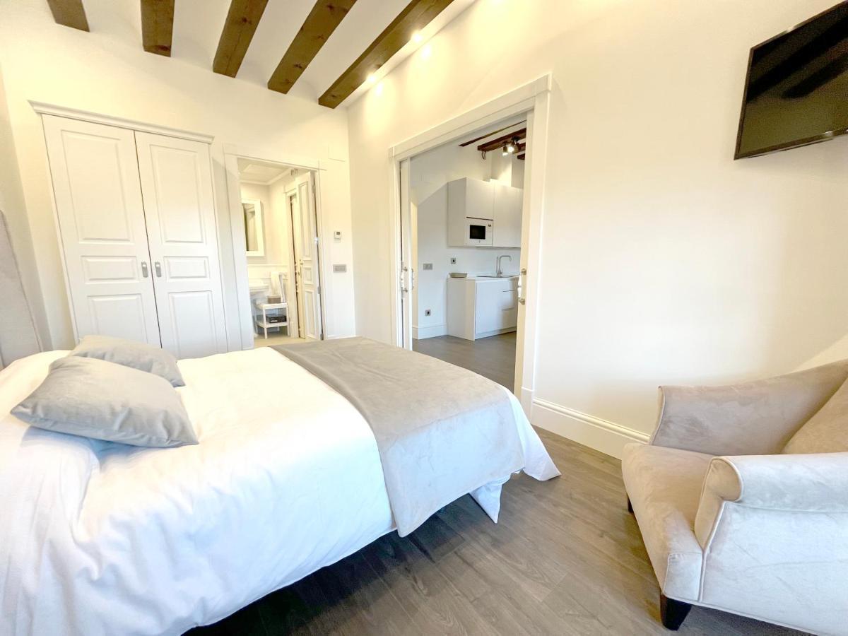 Apartamentos El Mirador Del Poeta Salamanca Room photo