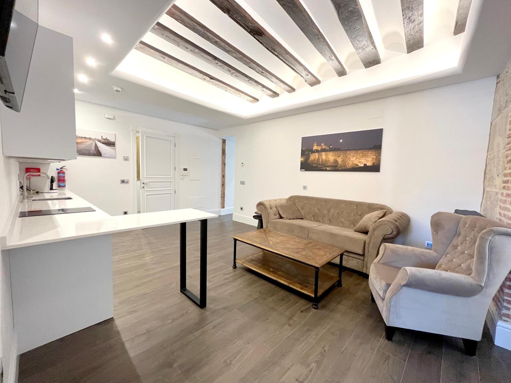 Apartamentos El Mirador Del Poeta Salamanca Room photo